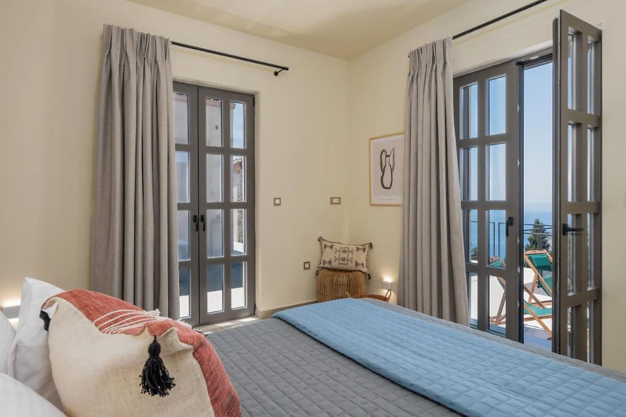 J&C Luxury Villa Asos 0*,