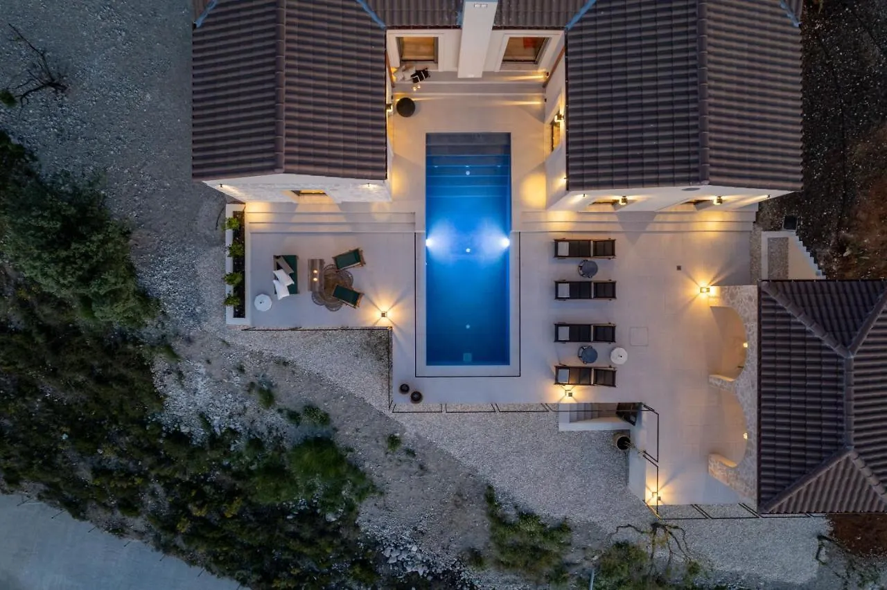 J&C Luxury Villa Asos