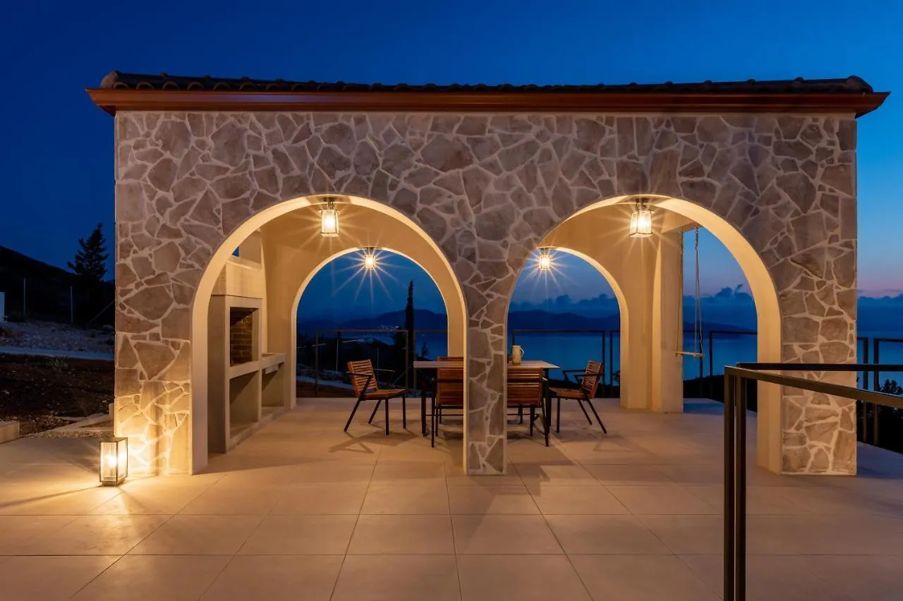 J&C Luxury Villa Asos 0*,